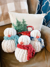 Load image into Gallery viewer, 10-29-25 Spooky n Chunky Knit Plushies Craft, Sip &amp; Spirits at The Irish Legend