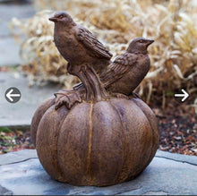 Load image into Gallery viewer, 09-06-26 Concrete Cat &amp; Pumpkin Paint &amp; Sip at The Wine Cafe