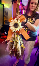Load image into Gallery viewer, 10-11-26 Enchanted Botanical Brooms Craft &amp; Sip at Rt 66 Brewery