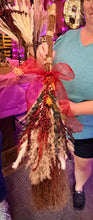 Load image into Gallery viewer, 10-11-26 Enchanted Botanical Brooms Craft &amp; Sip at Rt 66 Brewery