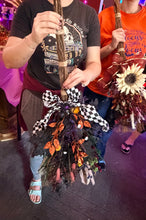 Load image into Gallery viewer, 10-11-26 Enchanted Botanical Brooms Craft &amp; Sip at Rt 66 Brewery