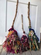 Load image into Gallery viewer, 10-11-26 Enchanted Botanical Brooms Craft &amp; Sip at Rt 66 Brewery