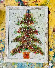 Load image into Gallery viewer, 11-12-26 Holiday Fun Crushed Glass Craft &amp; Sip at The Exibit Art Gallery