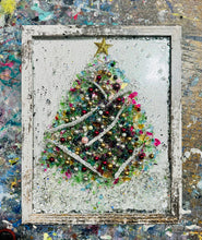 Load image into Gallery viewer, 11-12-26 Holiday Fun Crushed Glass Craft &amp; Sip at The Exibit Art Gallery