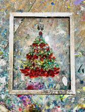 Load image into Gallery viewer, 11-12-26 Holiday Fun Crushed Glass Craft &amp; Sip at The Exibit Art Gallery
